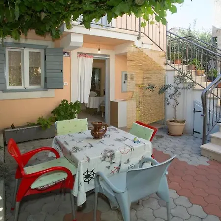 Studio&room Petra Apartmán *